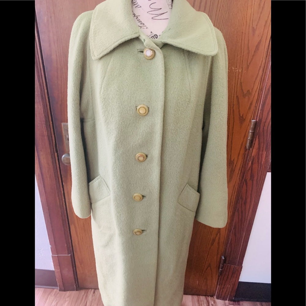 🧥 Women’s Vintage Winter Coat 🧥 - Picture 2 of 14